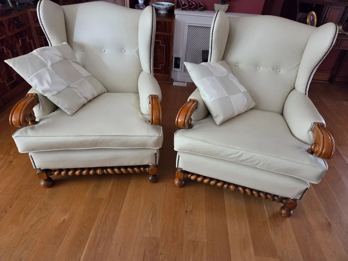 3 PIECE SUITE - Image 2