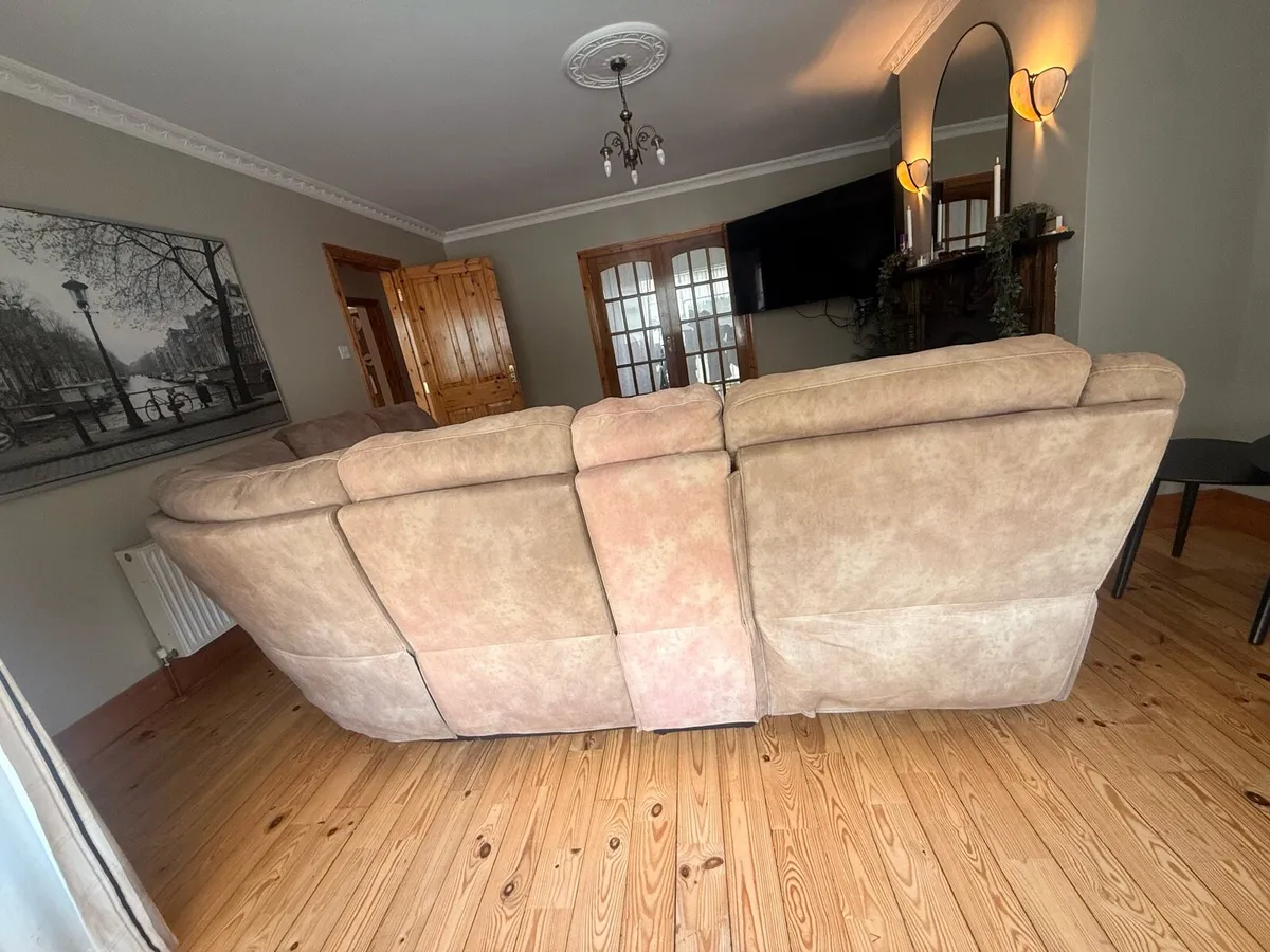 Sofa - Image 3