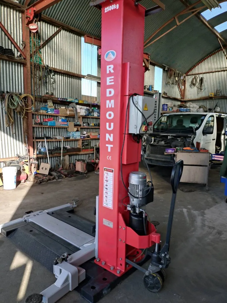 Mobile single post lift - Image 4