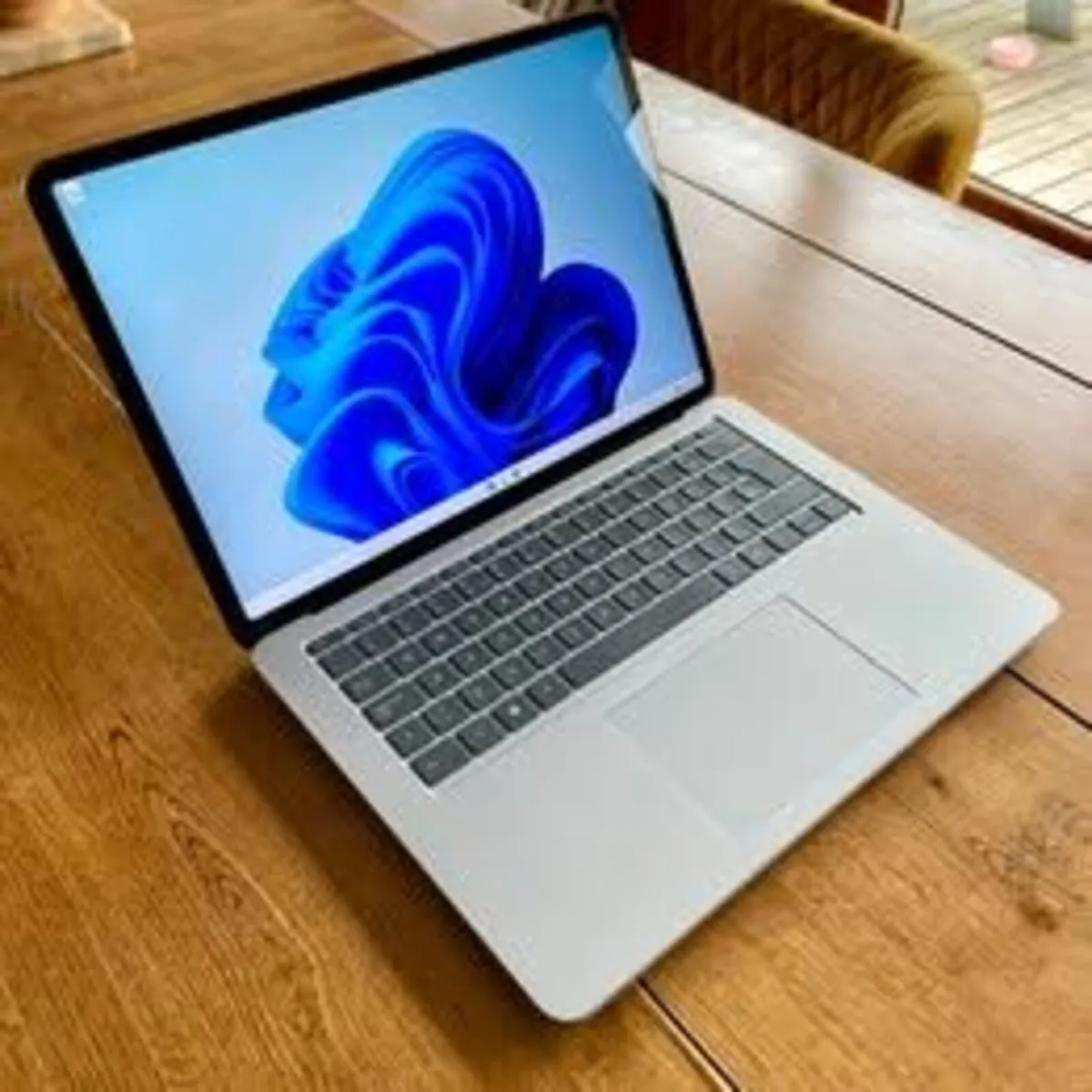 Microsoft surface laptop studio - i7 / RTX 3050Ti - Image 1