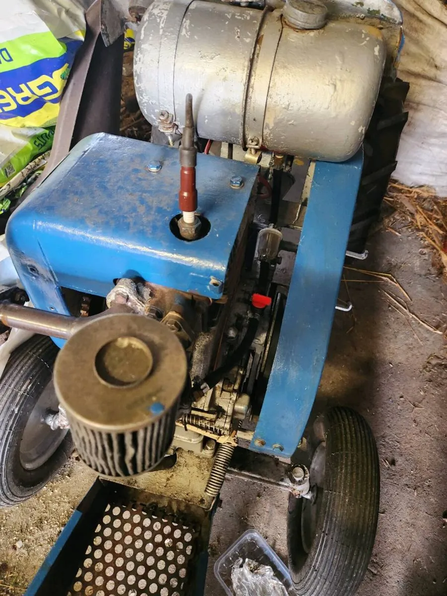 Vintage garden tractor - Image 4