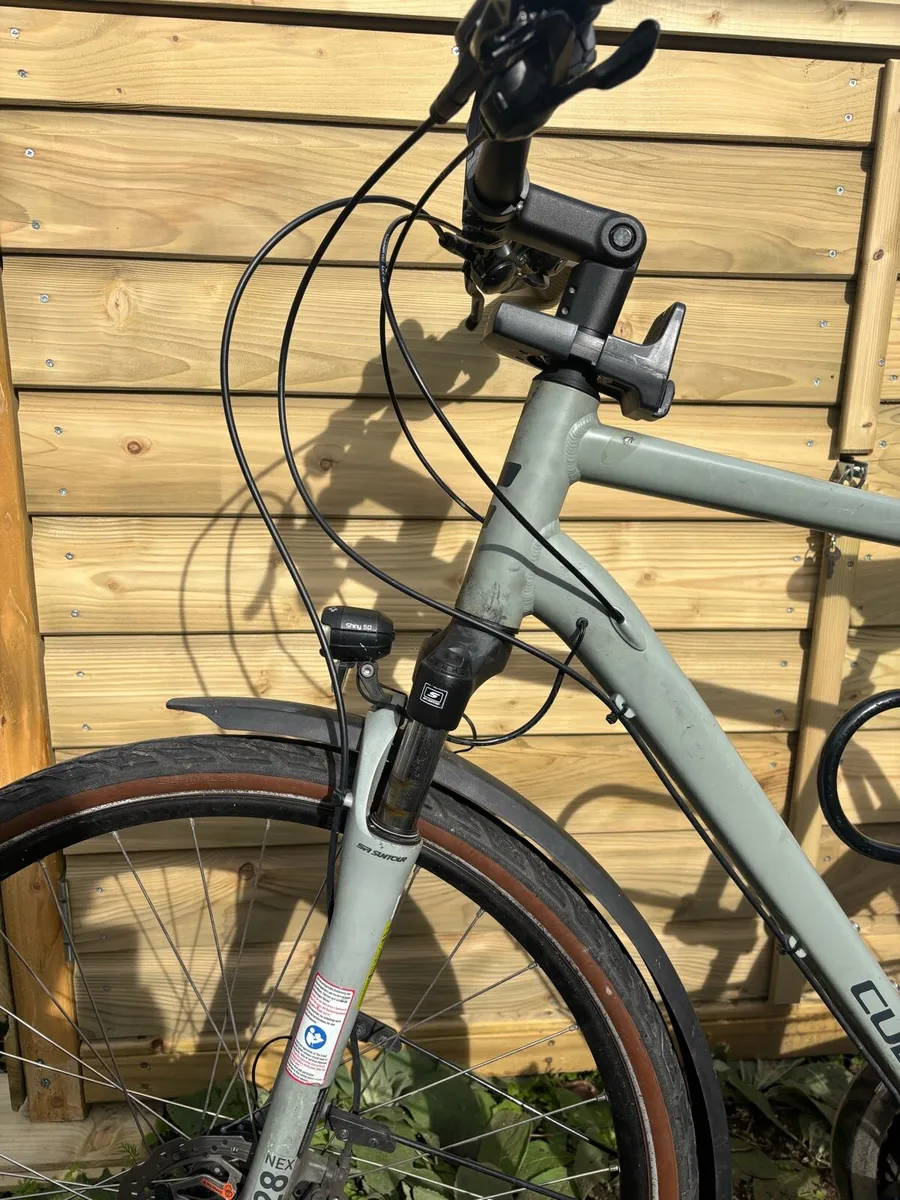 Cube Touring Pro Bike - Image 3