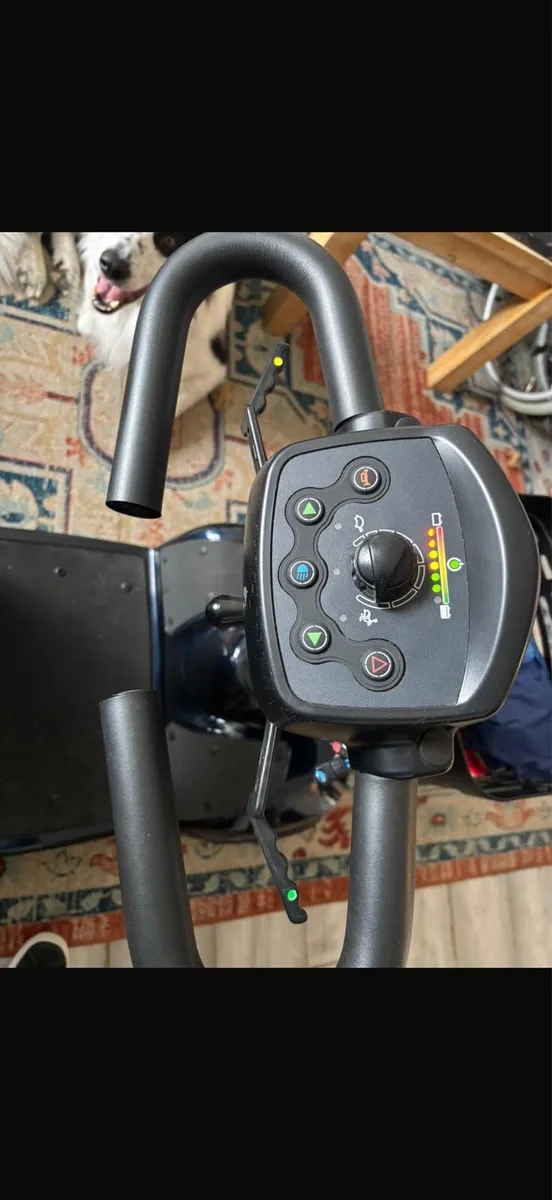 Mobility scooter - Image 1