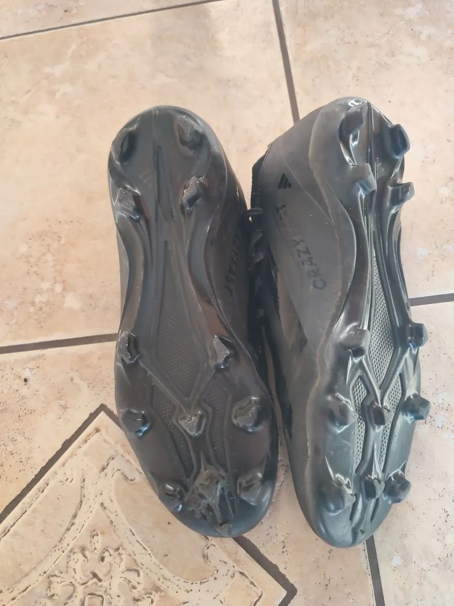 Football shoes - Image 2