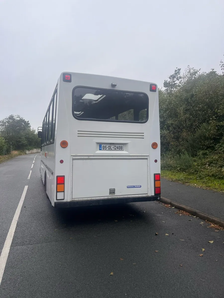 33 Seater Mercedes Vario - Image 3