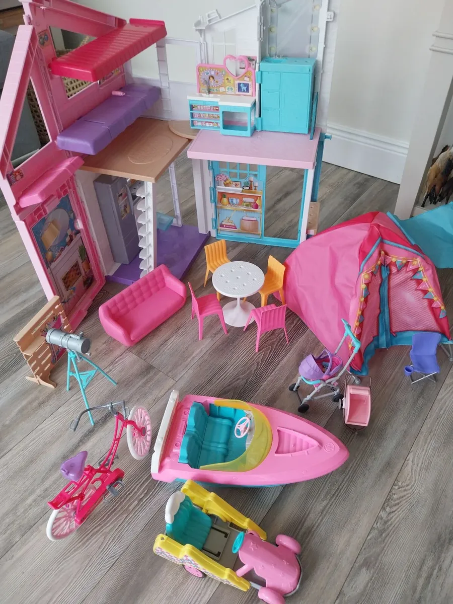 Barbie items - Image 4
