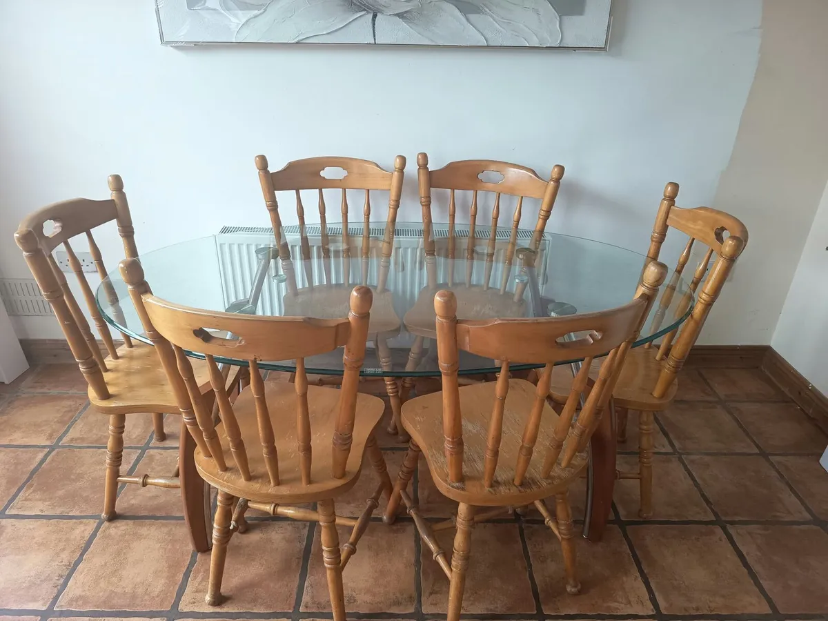 DINING TABLE & 6 CHAIRS - Image 3