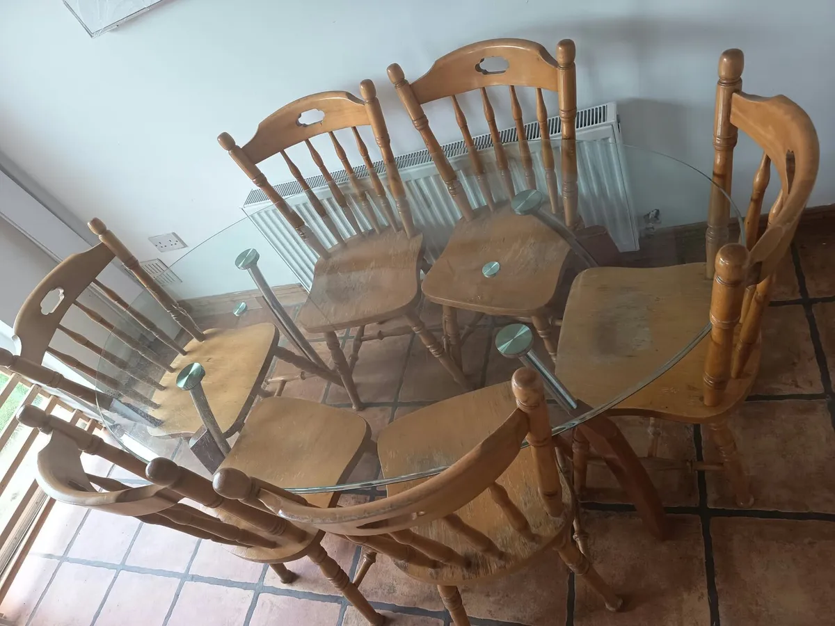 DINING TABLE & 6 CHAIRS - Image 4