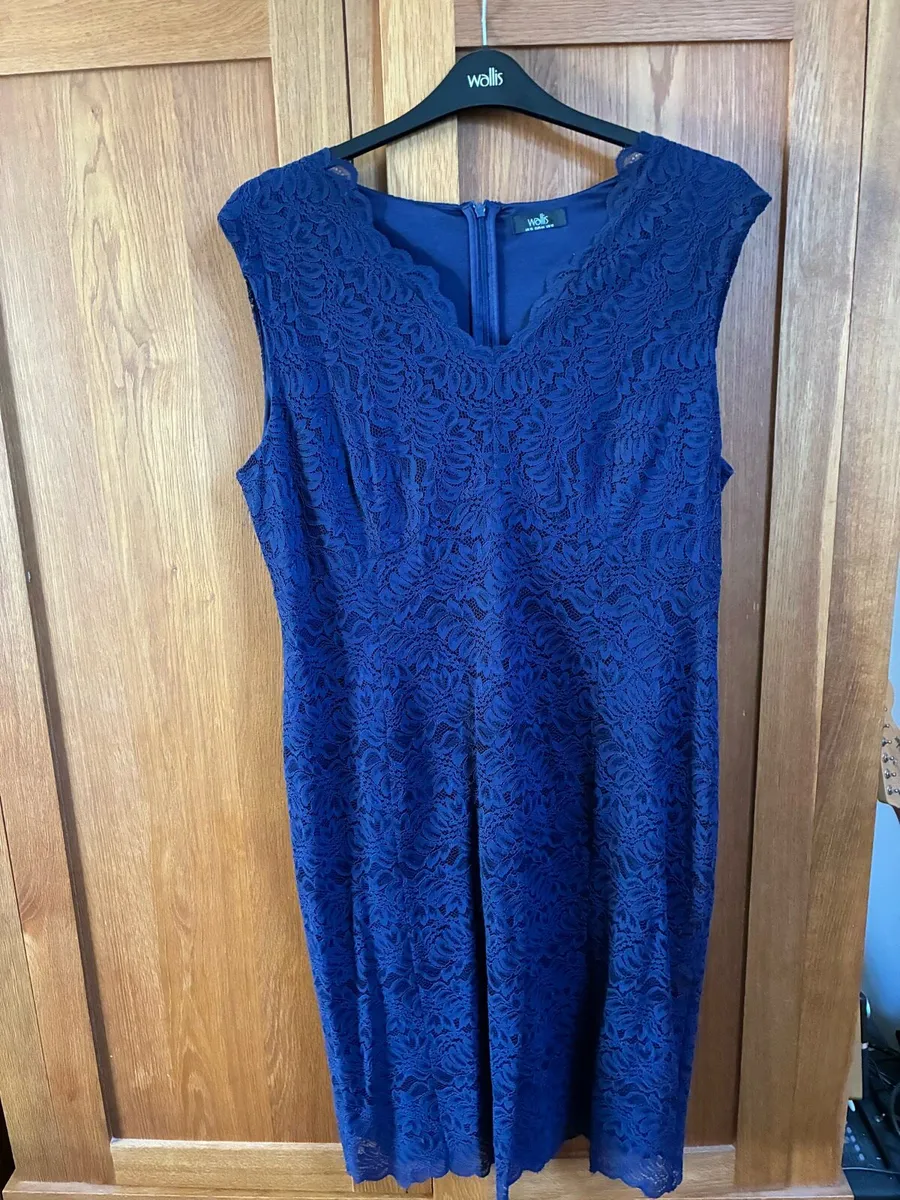 Clothes - Image 3