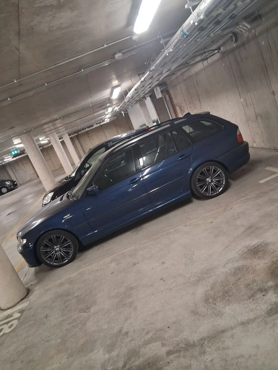 BMW 3-Series 2003 - Image 3