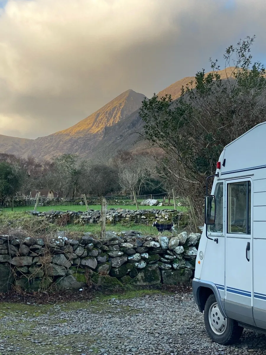 Hymer B544 - Image 2