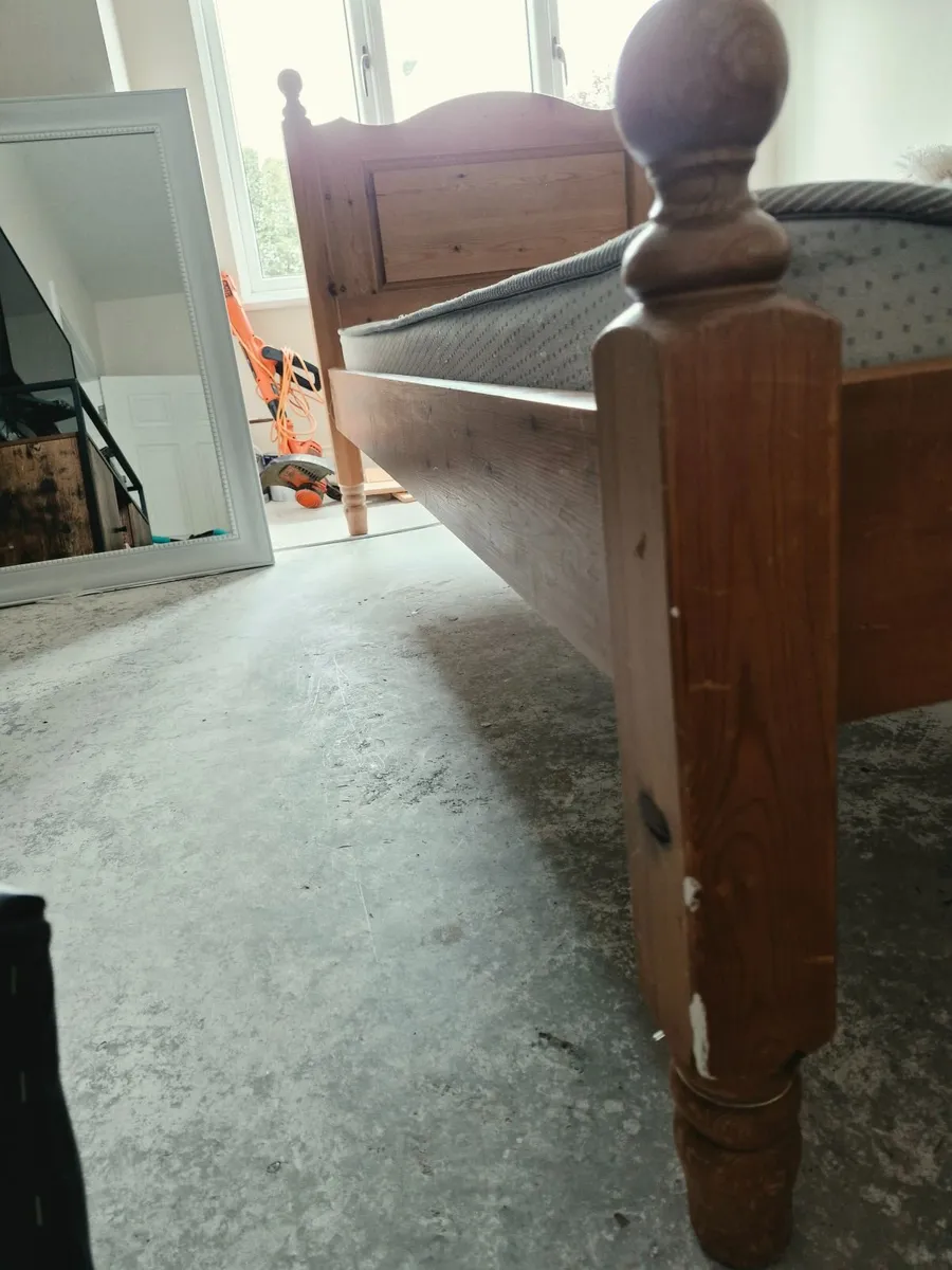 Single Bed - Image 3