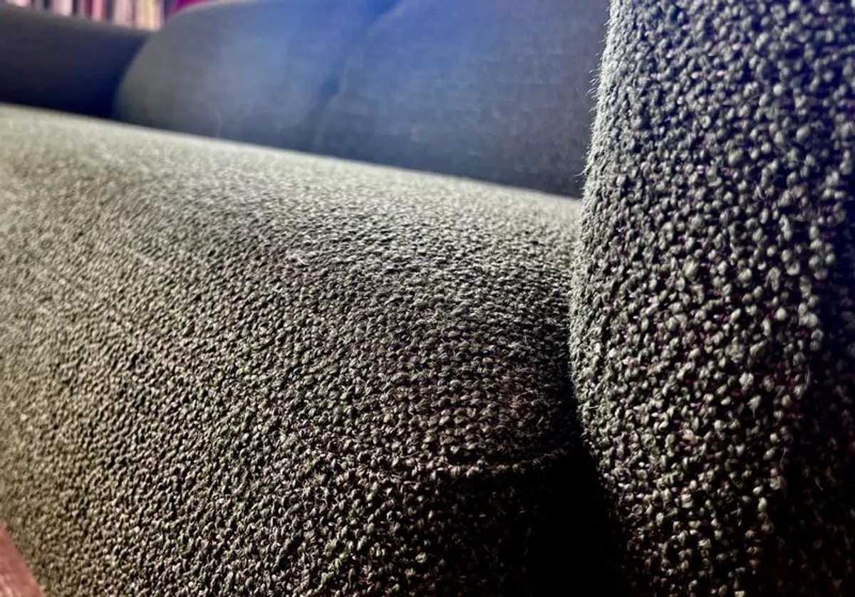 sofa - Image 3