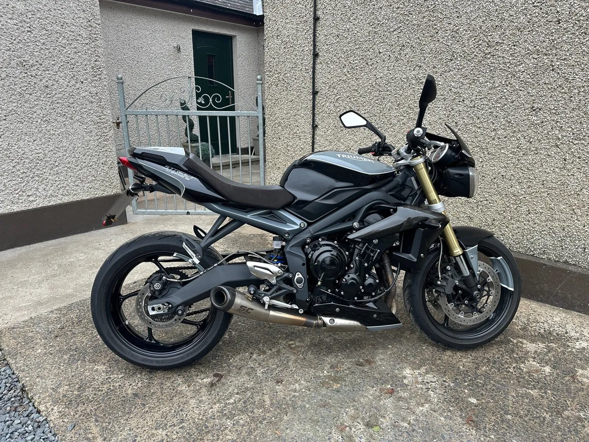 Triumph Street triple 675 - Image 2