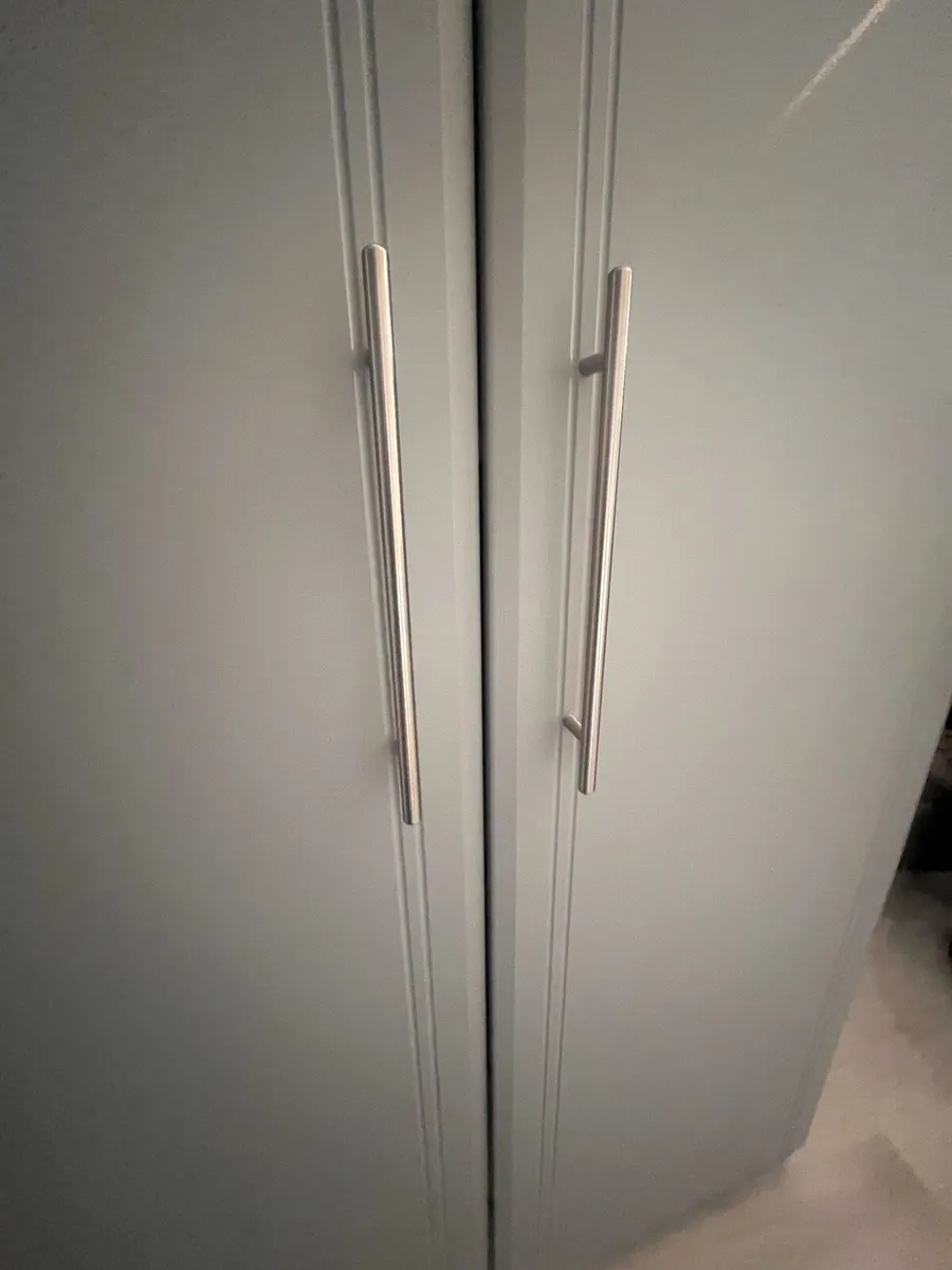 Wardrobe doors - Image 2