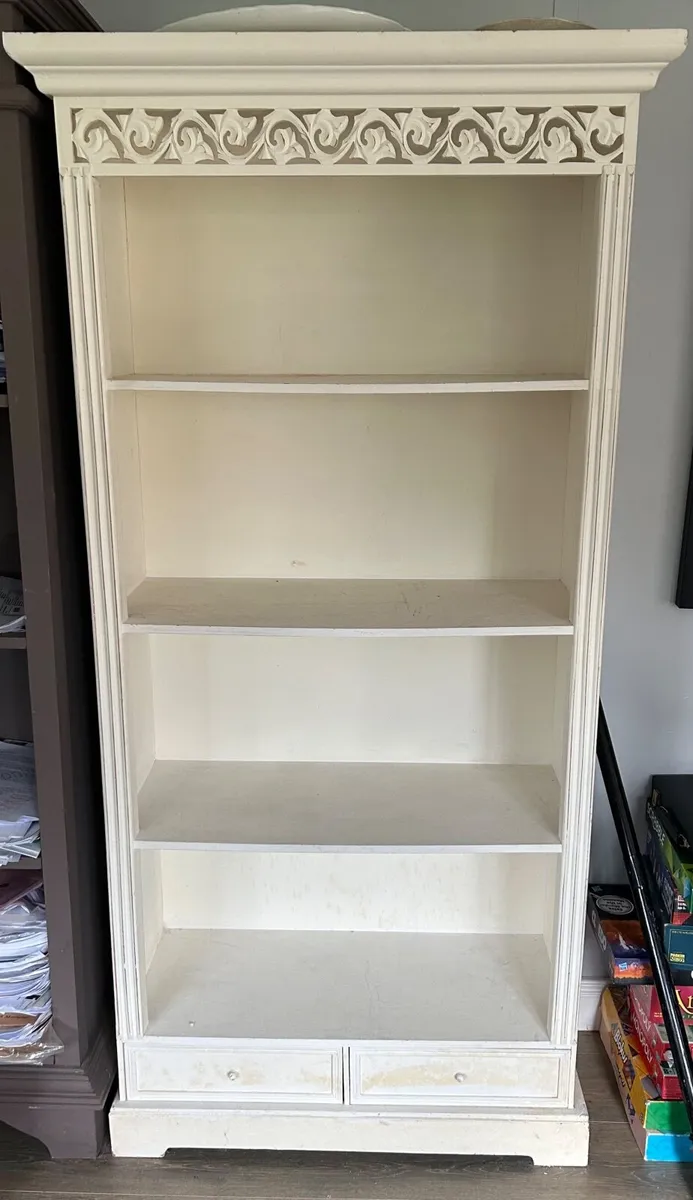 Shelving unit