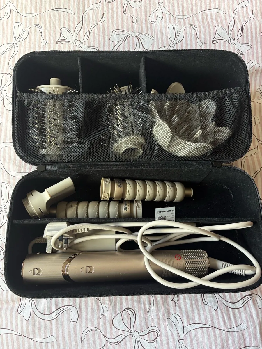 Shark FlexStyle 5 in 1 Airstyler and HairDryer Set - Image 2
