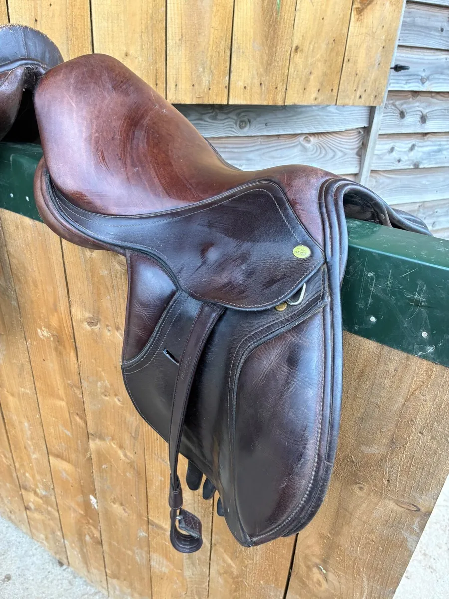 Saddle 15inch - Image 2
