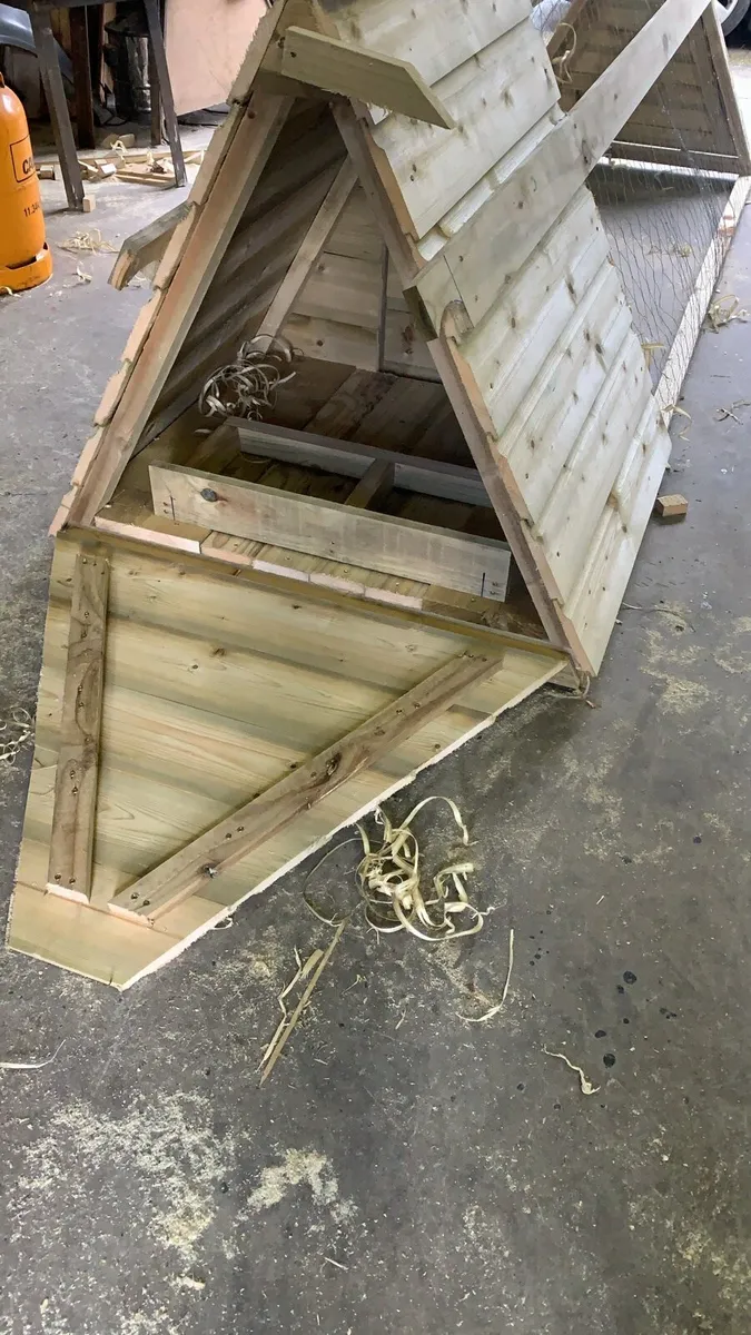 Handmade Chicken Coops - Image 4