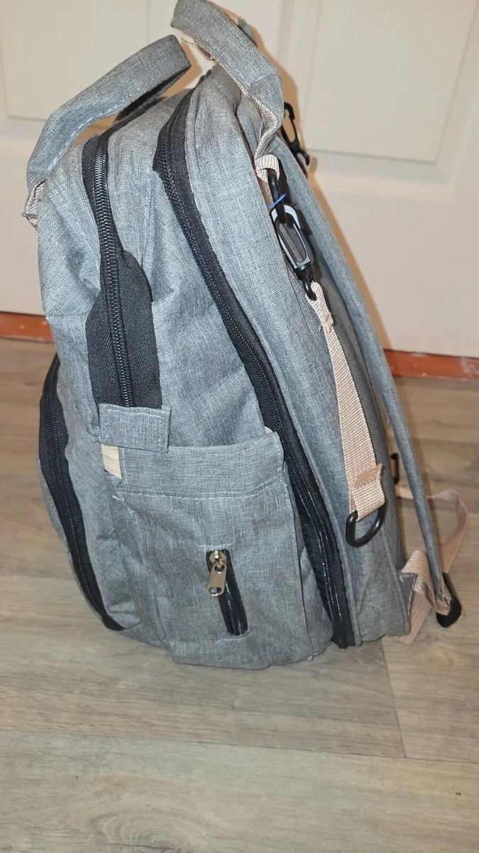 Baby changing bag - Image 4