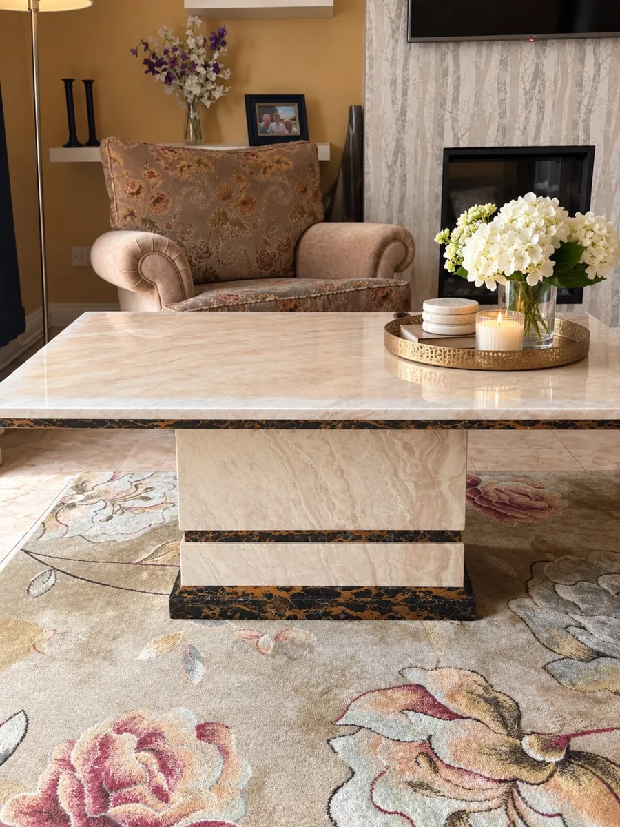 Marble coffee table - Image 1