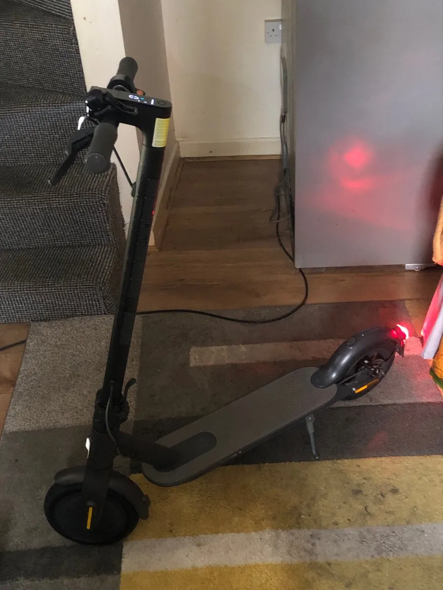 MI ELECTRIC SCOOTER - Image 2