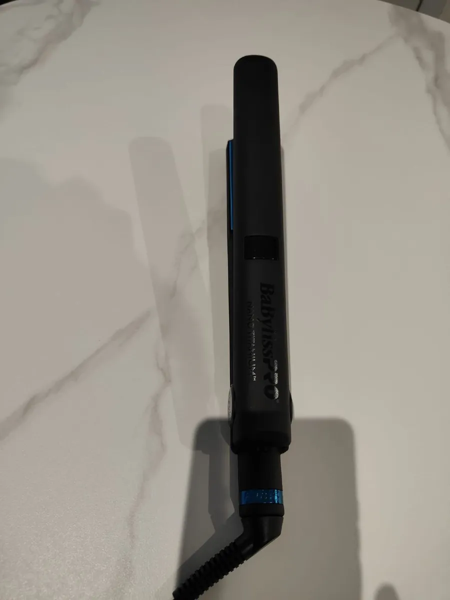BaBylissPRO Nano Titanium Flat Iron Hair Str - Image 2