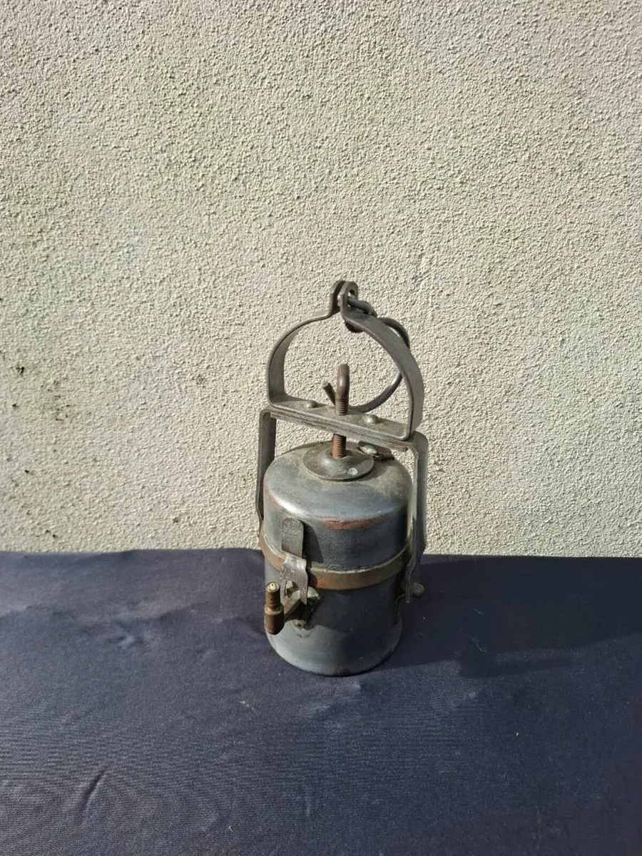 Antique mine lamp postage possible - Image 1