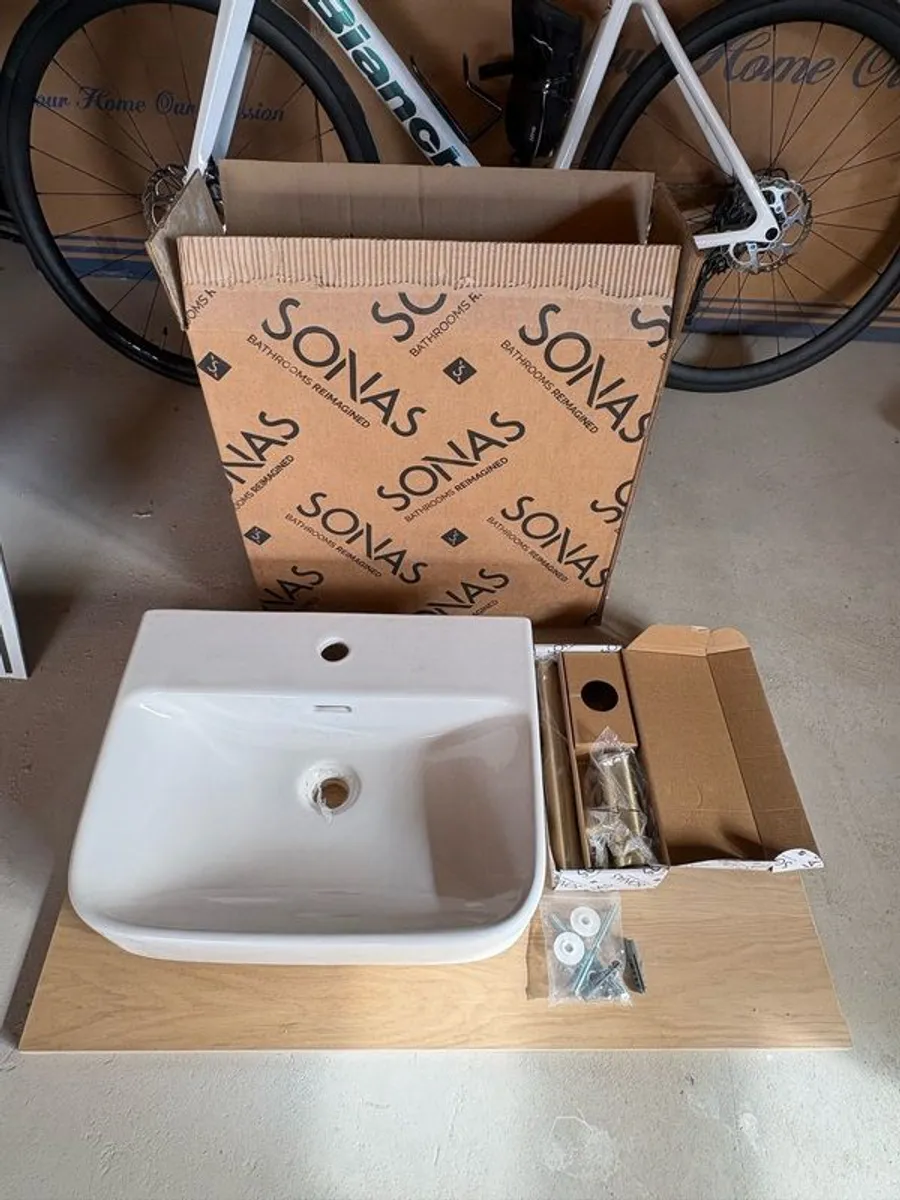 Sonas wash basin - sink - Image 1