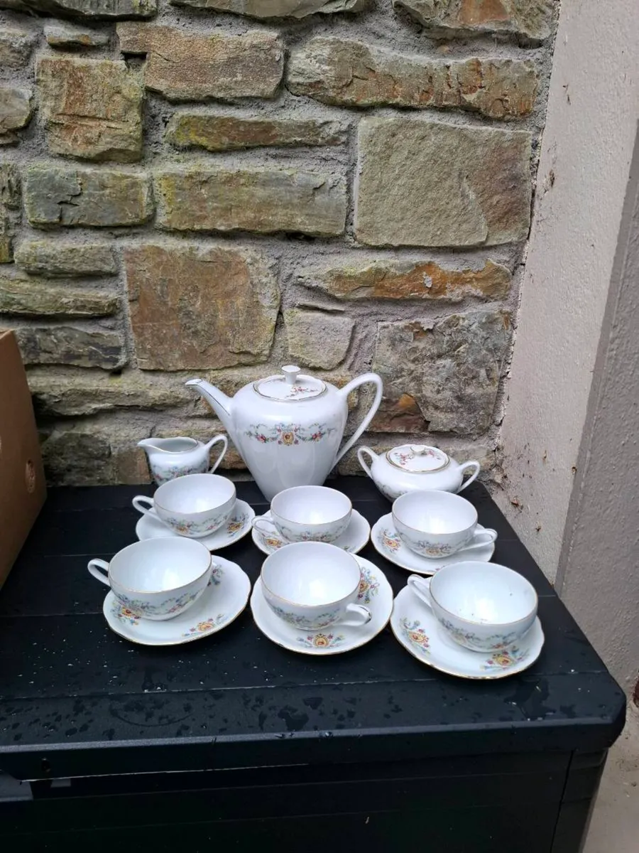 China fliral tea set - Image 2