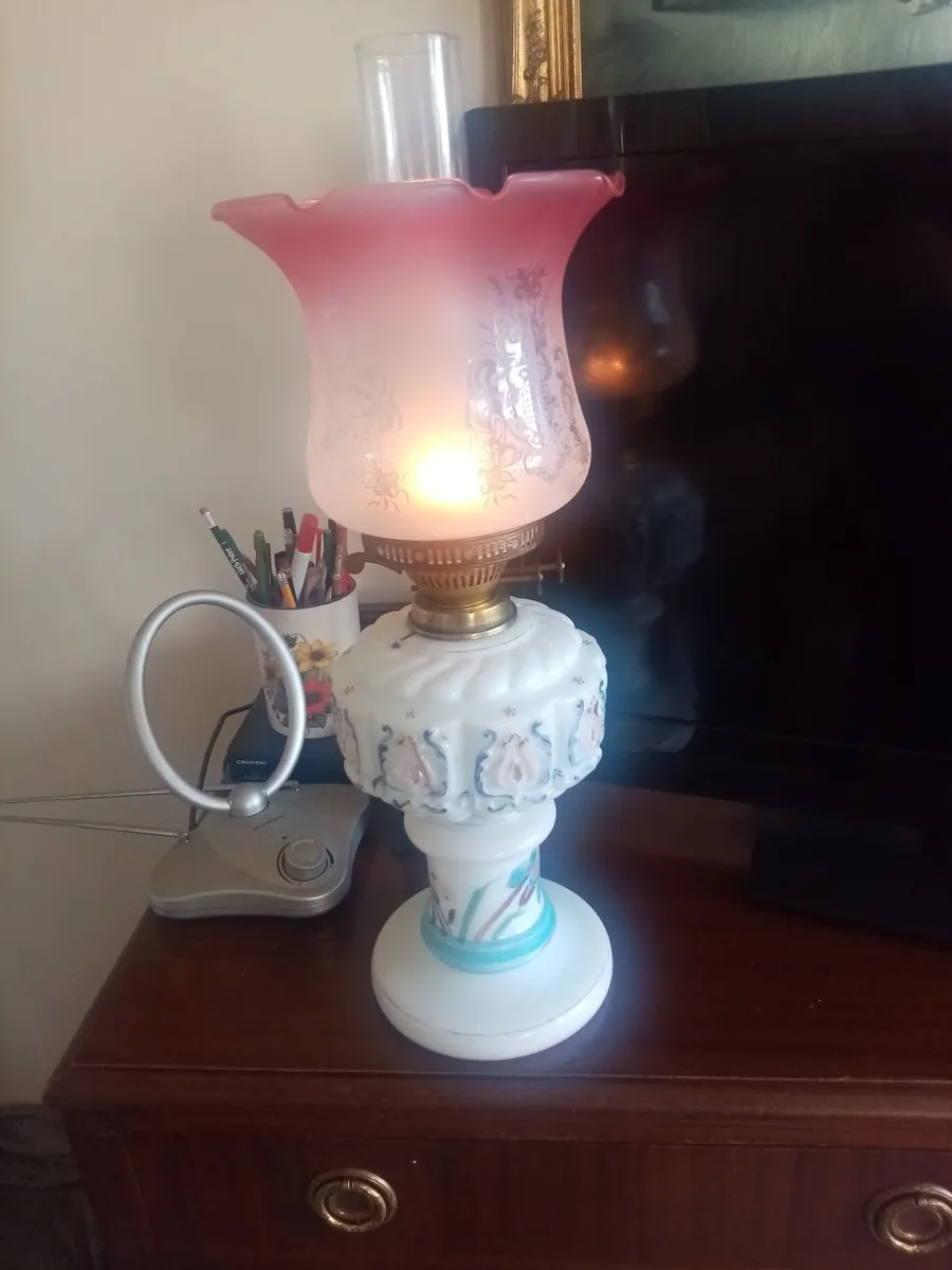 Victorian Oil Lamp - Image 4