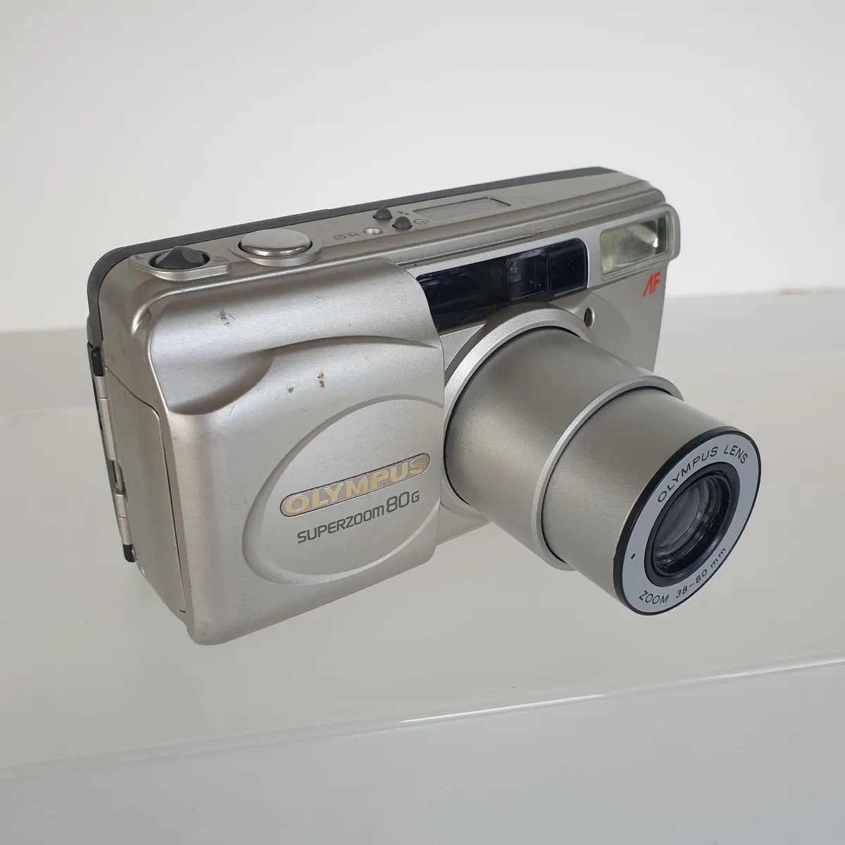 Olympus Superzoom 80G 35mm film camera - Image 1