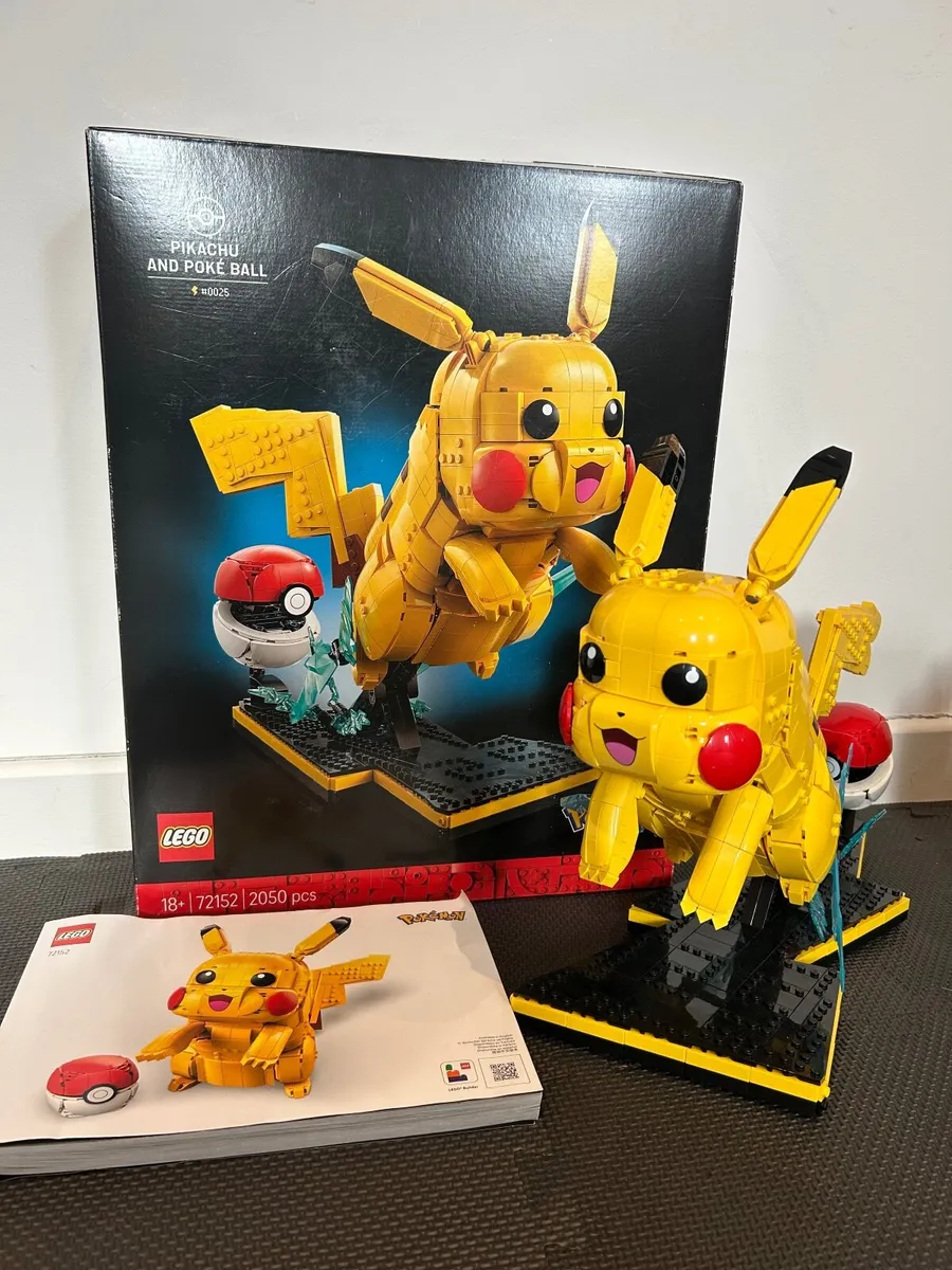 Lego Pikachu & Pokeball - Image 4