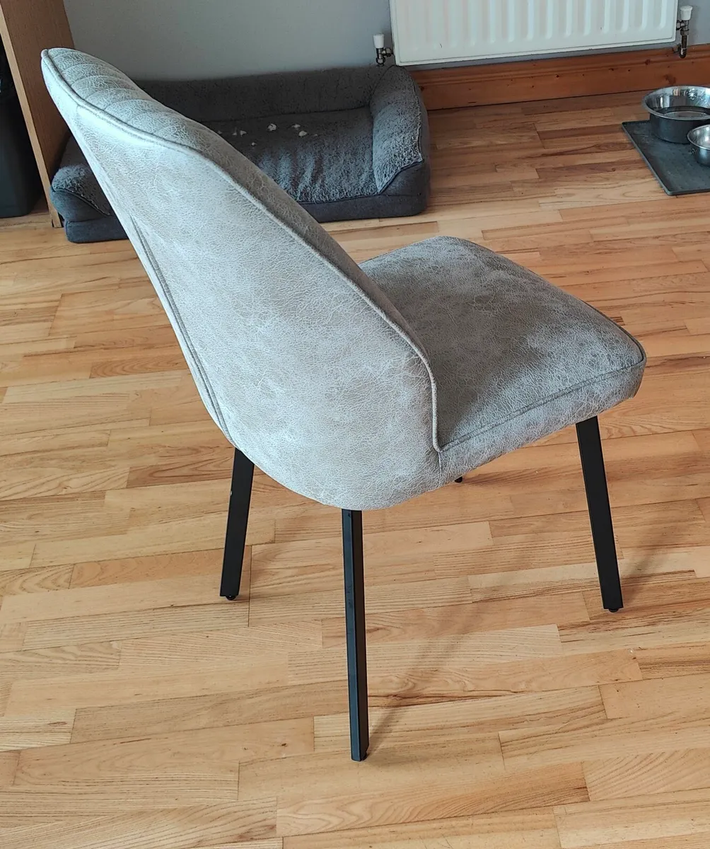 6 chairs - Image 3