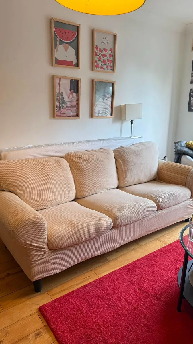 couch - Image 4