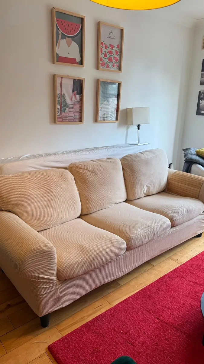 couch - Image 2