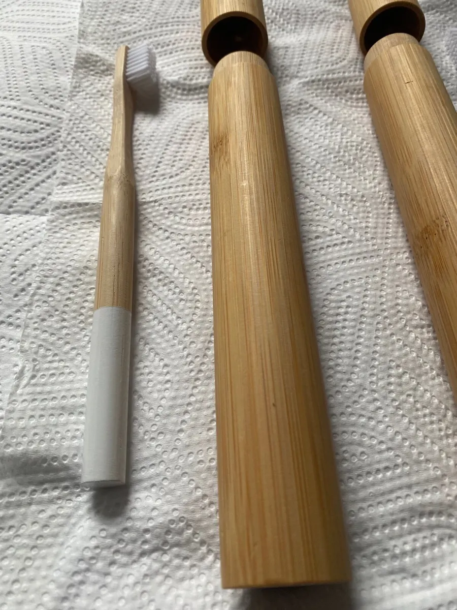 Bamboo toothbrush holder - Image 3