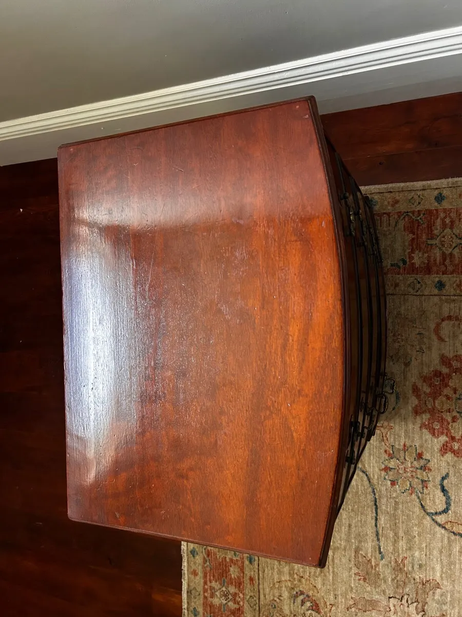 Small mahogany chest of drawers - Image 3