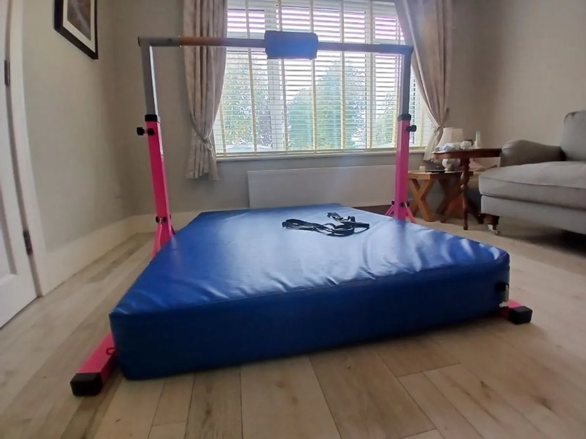 Gymnastics Bar and Mat - Image 2