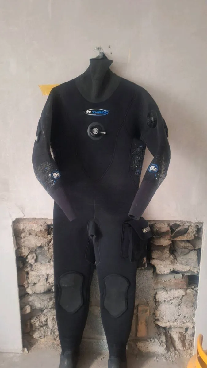 Scuba diving equipment - Image 4
