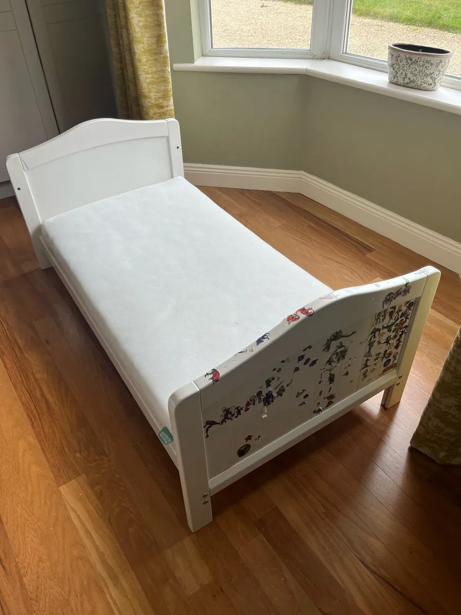 Child’s Bed - Image 1