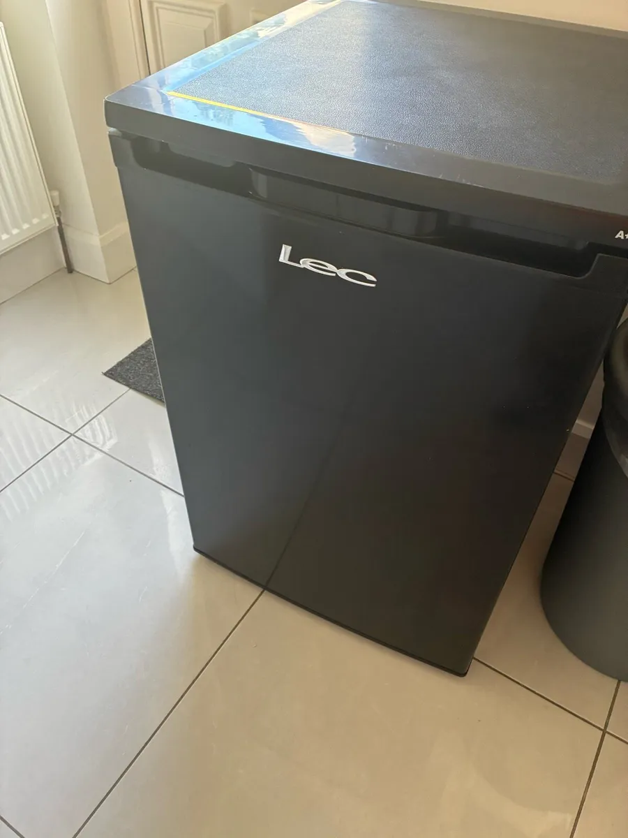 Fridge - Image 2