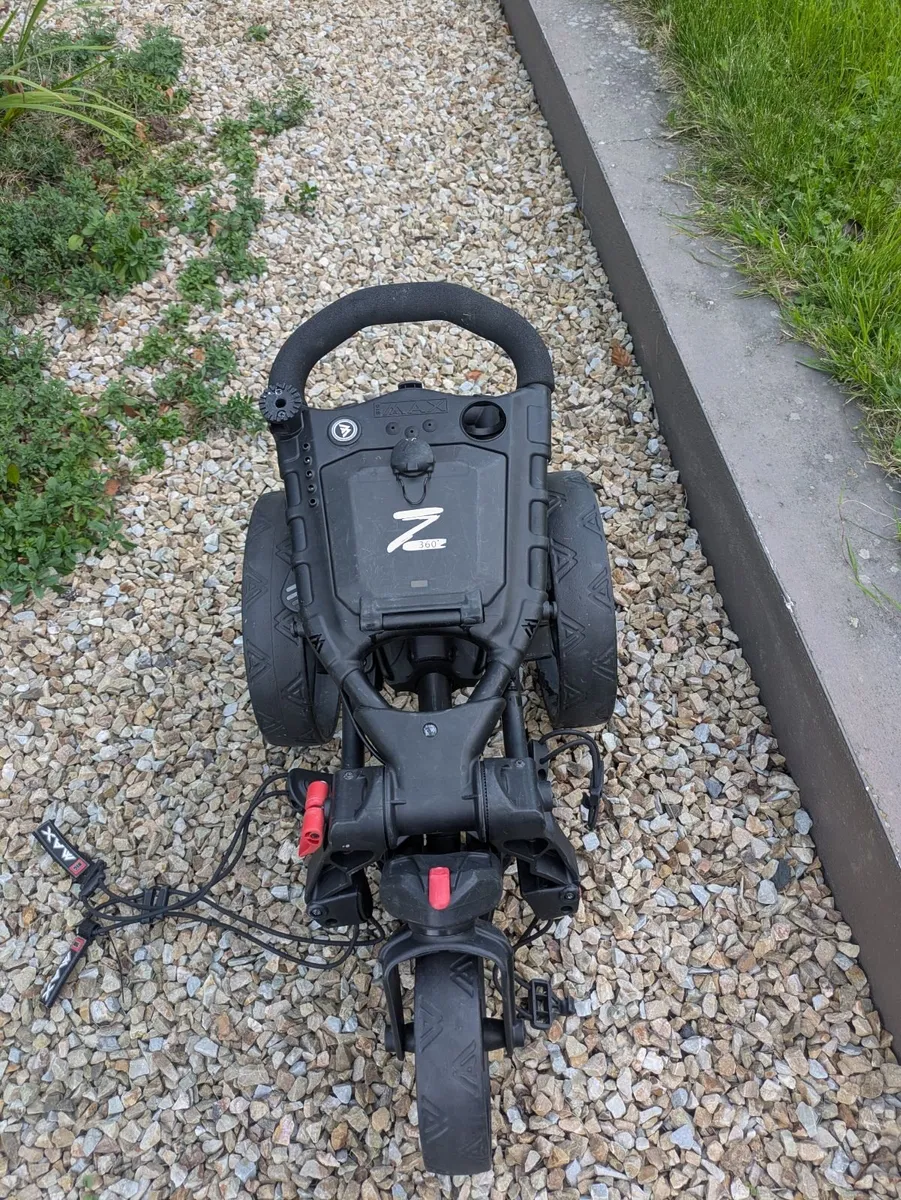 Golf Trolley - Big Max in great condition - Image 1