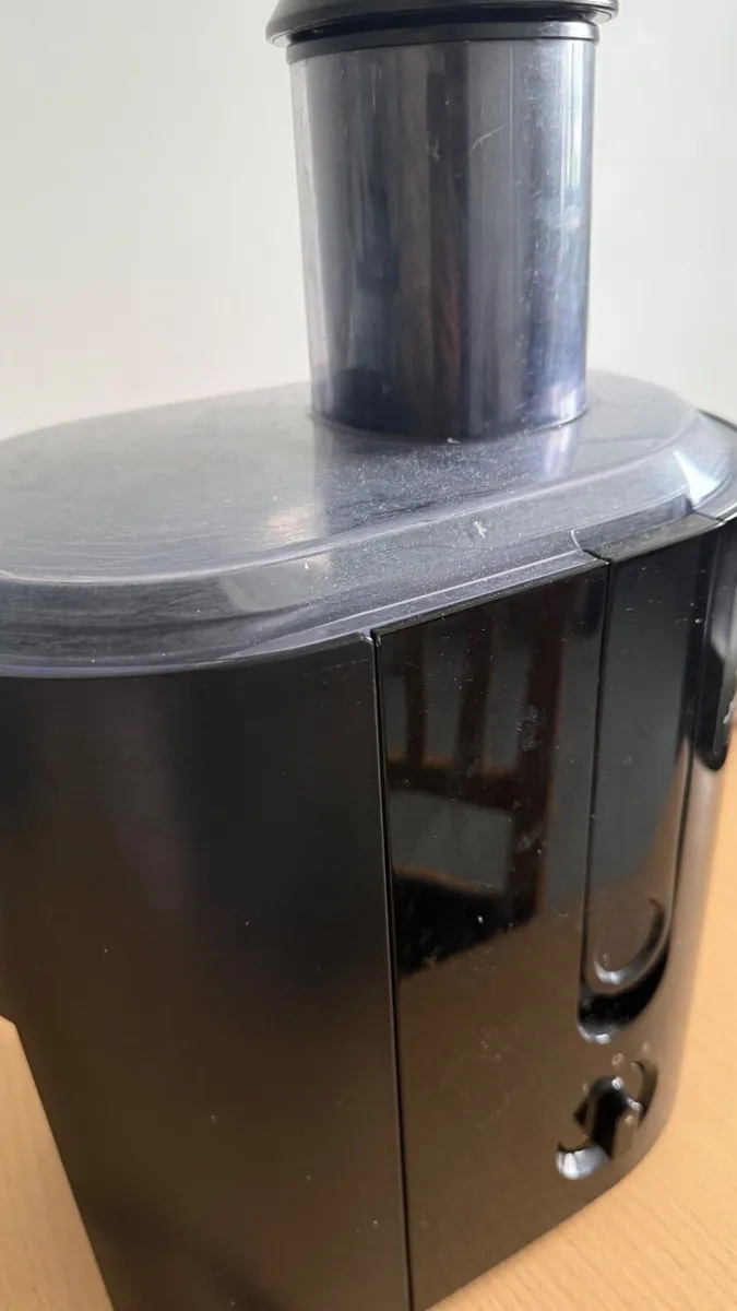 Juice extractor - Image 1