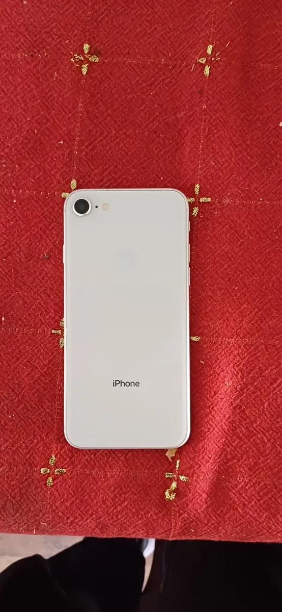 IPhone 6 64GB - Image 1