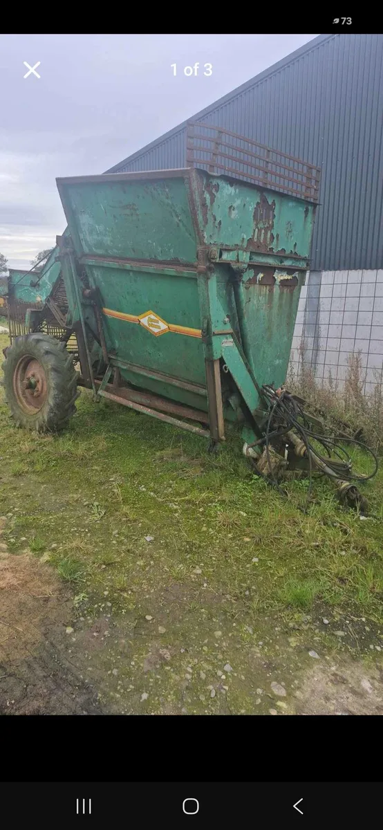 Beet harvester - Image 1