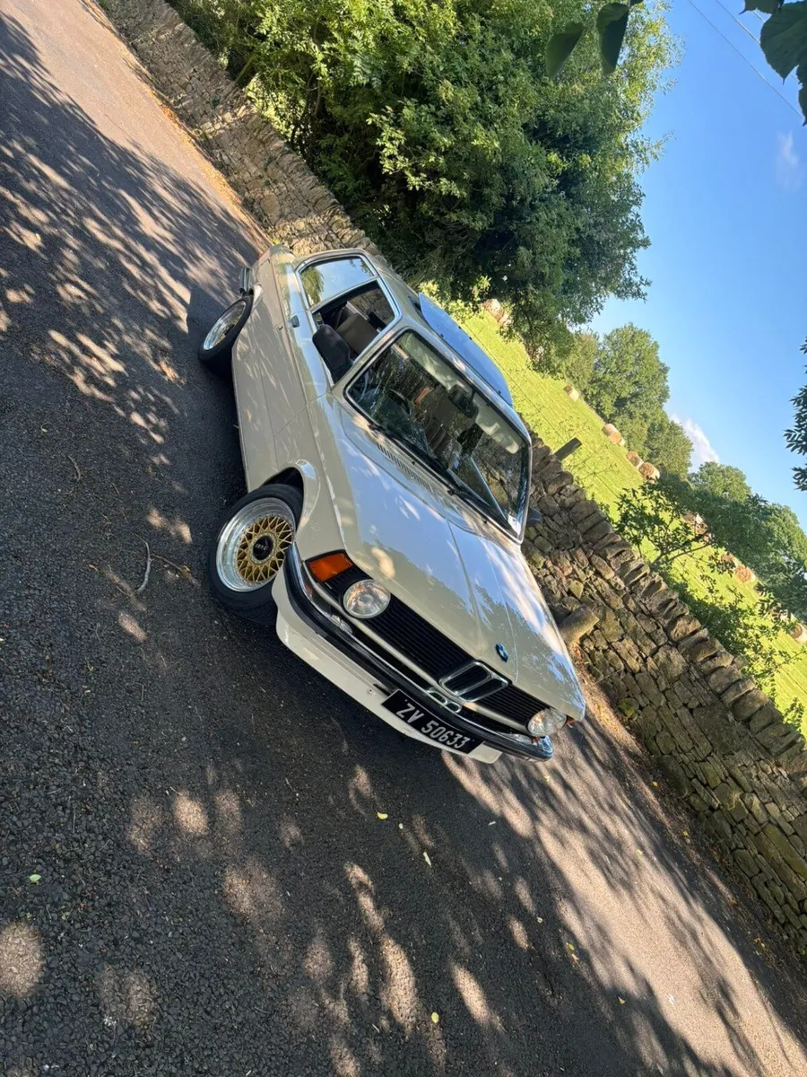 BMW 3-Series 1982 - Image 2