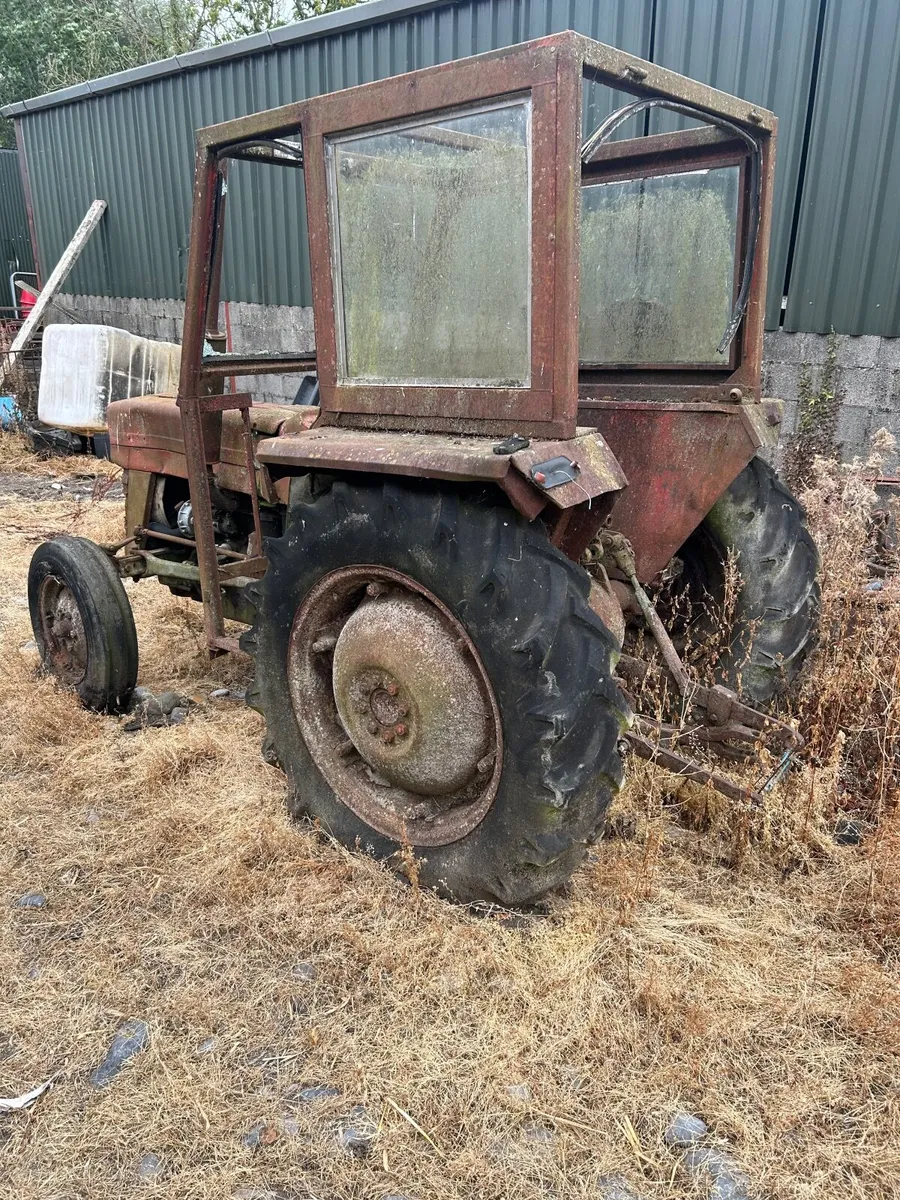 Massey 135 - Image 3