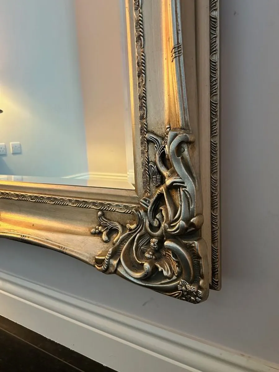 Large ornate wood/gold-effect wall mirror - Image 2
