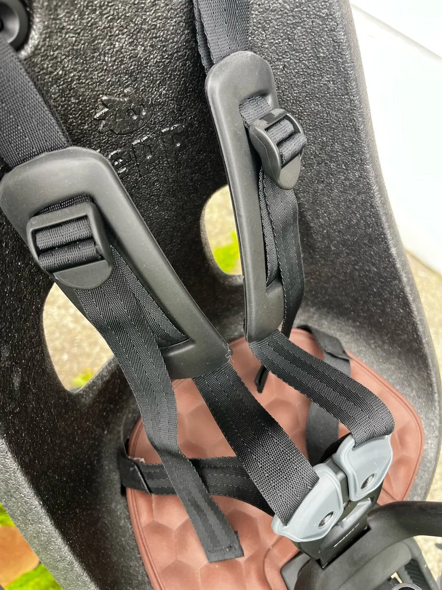 Thule child bike seat - Image 4